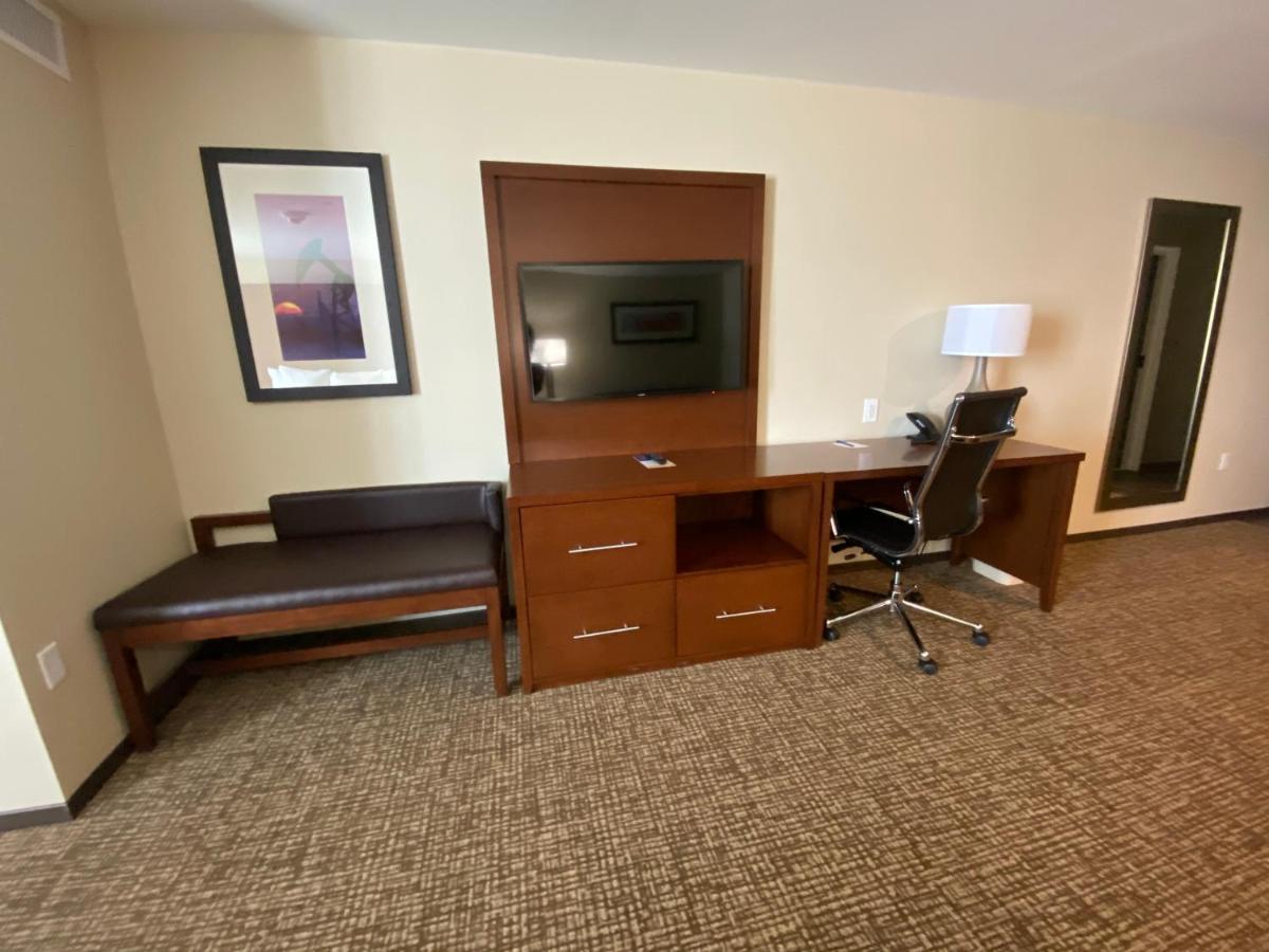 Comfort Suites Midland West Εξωτερικό φωτογραφία